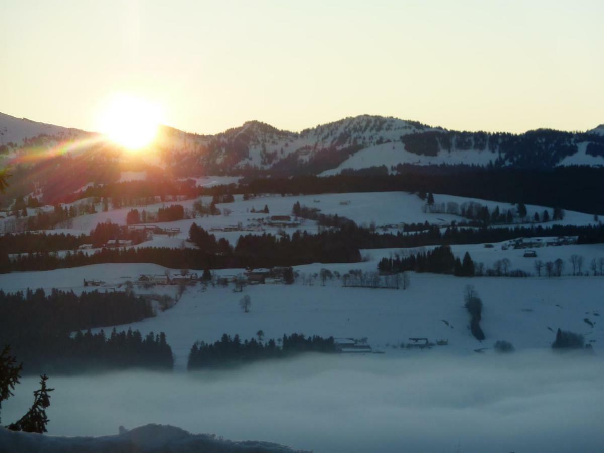 Schoenblick Hotel Garni Ferienwohnungen Lindenberg im Allgäu Dış mekan fotoğraf